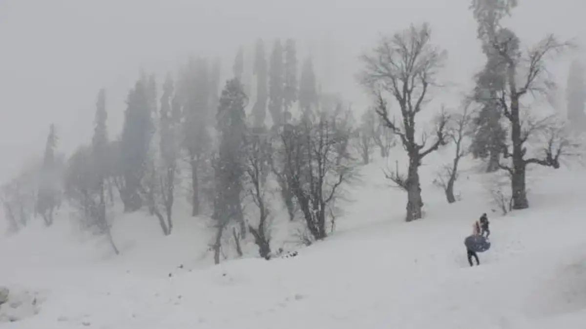 Snowfall in Kashmir