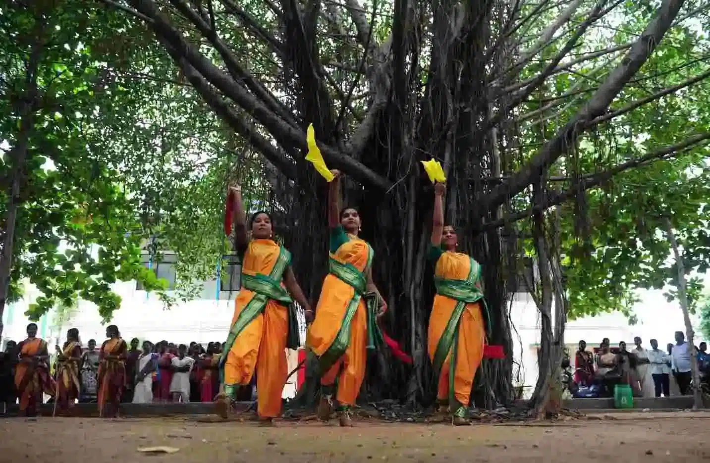 Aadi Perukku